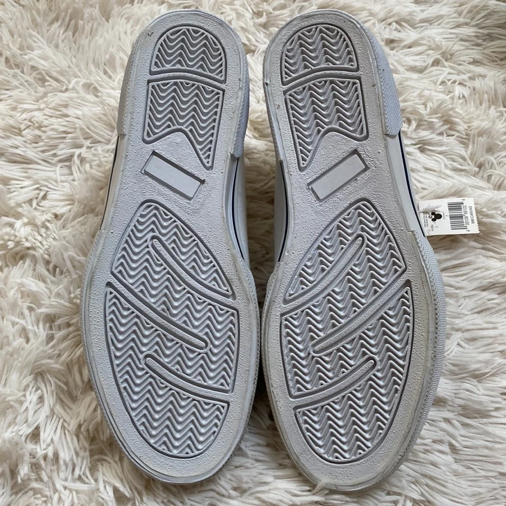 🎉2XHP🎉 Disney Vintage Mickey Mouse Canvas Sneakers 💗 White - Picture 10 of 16